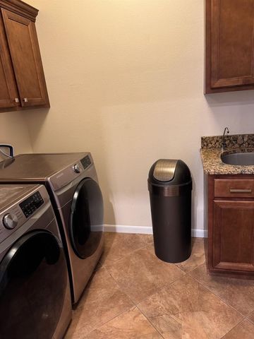 18408 BITTERN AVENUE, Lutz, FL 33558