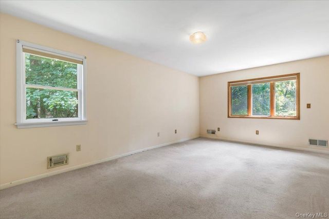 2872 Brookfield Drive, Yorktown Heights, NY 10598