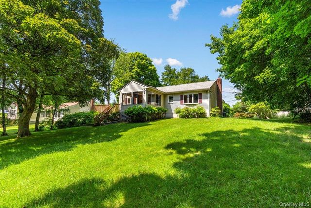 2872 Brookfield Drive, Yorktown Heights, NY 10598