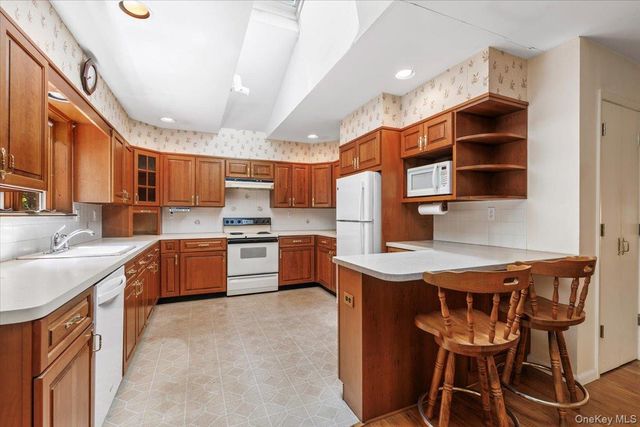2872 Brookfield Drive, Yorktown Heights, NY 10598