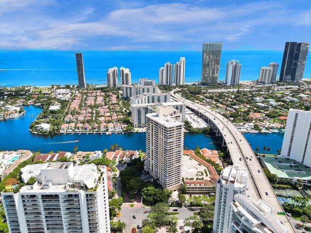 19355 Turnberry Way 17C, Aventura, FL 33180