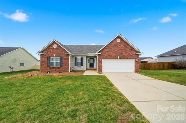 1835 Terrain Drive NW, Conover, NC 28613