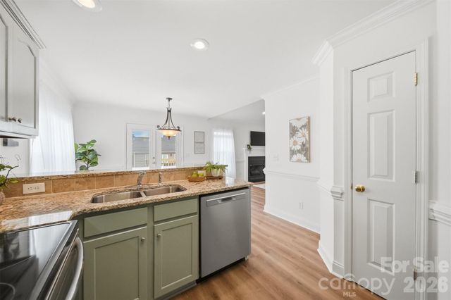 1835 Terrain Drive NW, Conover, NC 28613