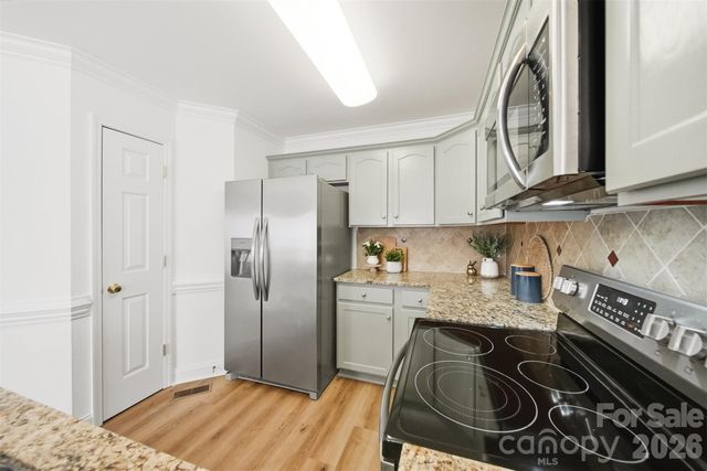 1835 Terrain Drive NW, Conover, NC 28613