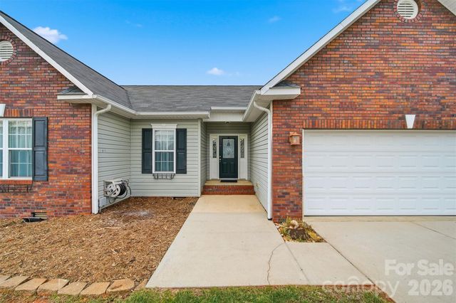1835 Terrain Drive NW, Conover, NC 28613