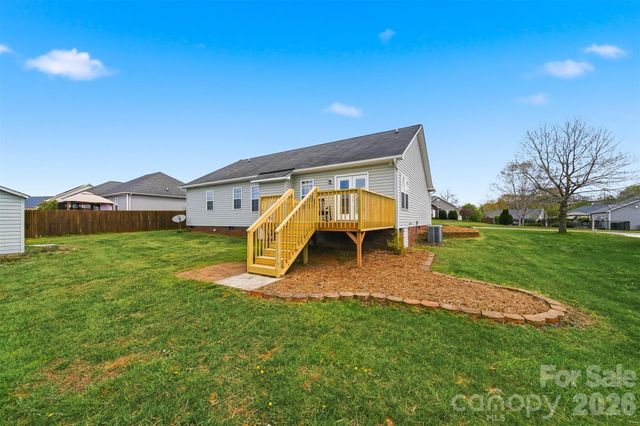 1835 Terrain Drive NW, Conover, NC 28613