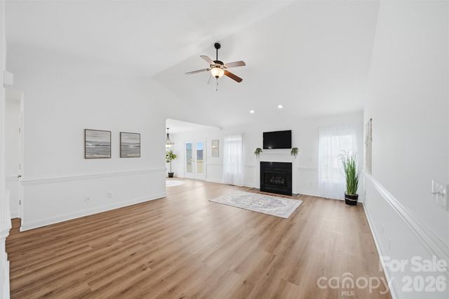 1835 Terrain Drive NW, Conover, NC 28613