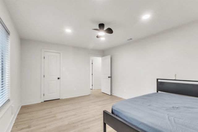 1315 E Fairmont St, Longview, TX 75601