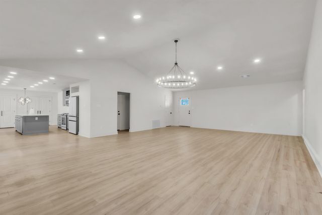 1315 E Fairmont St, Longview, TX 75601