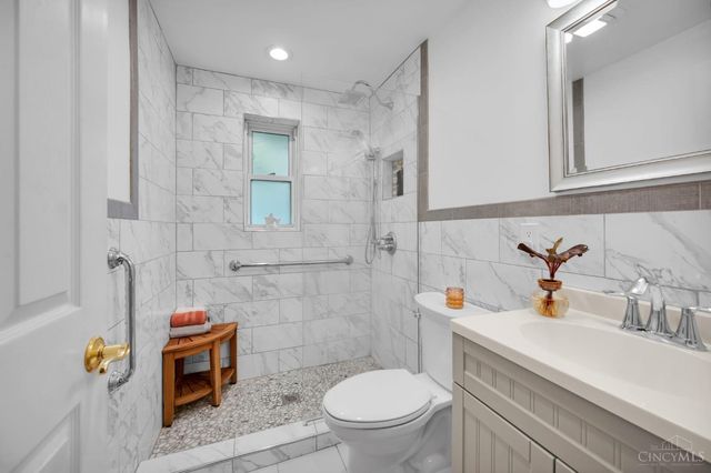 4357 Yakima Court, Montgomery, OH 45236