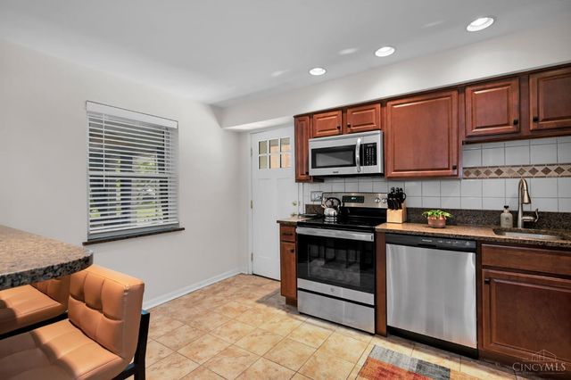 4357 Yakima Court, Montgomery, OH 45236