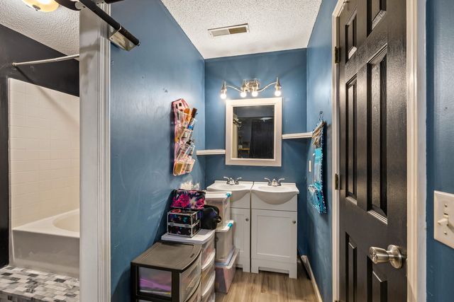 4385 Camden Highway, Dalzell, SC 29040