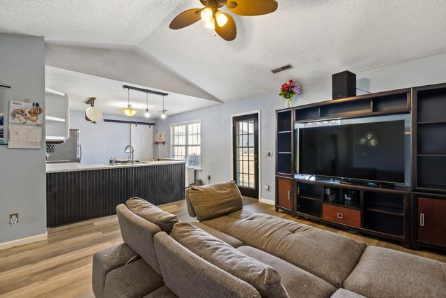 4385 Camden Highway, Dalzell, SC 29040