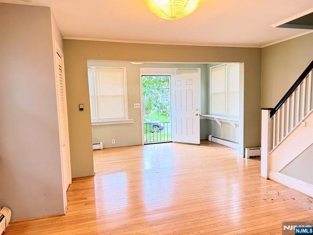 431 Cedar Avenue, Paramus, NJ 07652