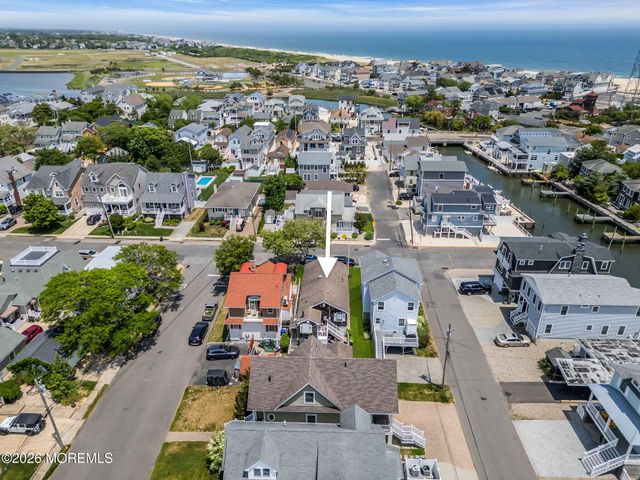 87 Rogers Avenue, Manasquan, NJ 08736