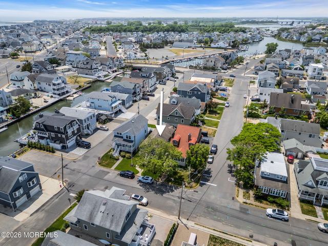 87 Rogers Avenue, Manasquan, NJ 08736