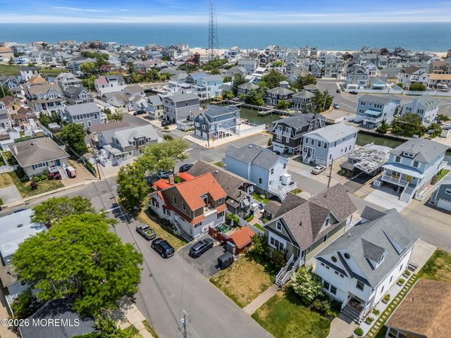 87 Rogers Avenue, Manasquan, NJ 08736