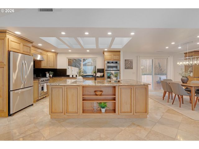 14885 Sw 100TH Ave, Tigard, OR 97224