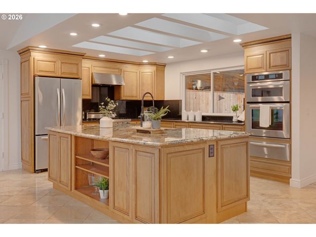 14885 Sw 100TH Ave, Tigard, OR 97224