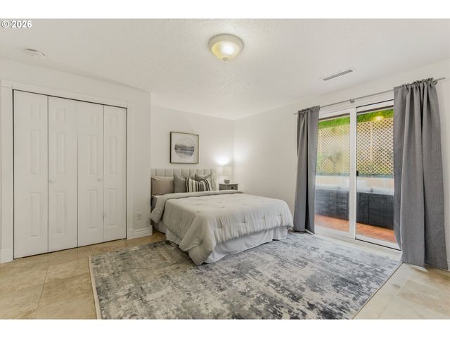 14885 Sw 100TH Ave, Tigard, OR 97224