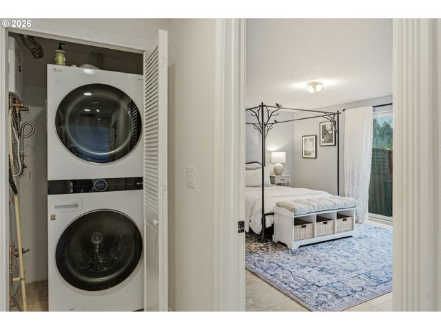 14885 Sw 100TH Ave, Tigard, OR 97224