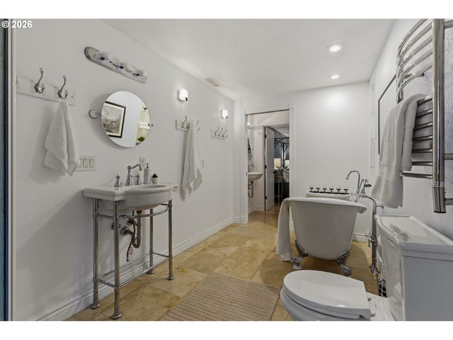 14885 Sw 100TH Ave, Tigard, OR 97224