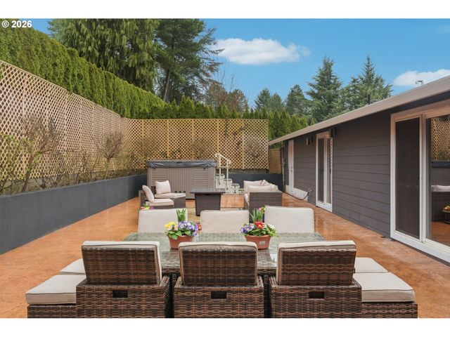 14885 Sw 100TH Ave, Tigard, OR 97224