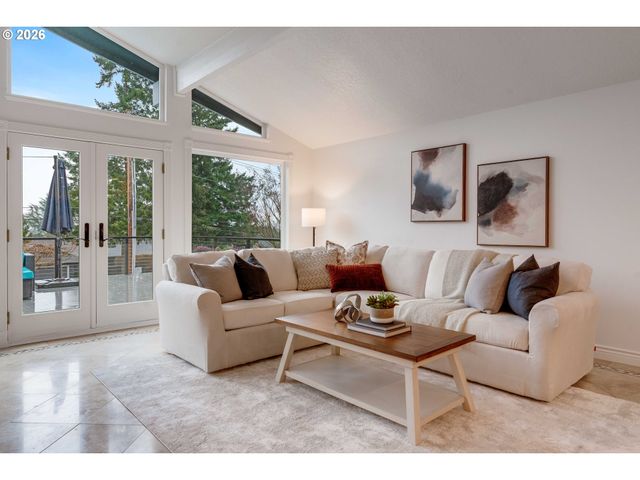 14885 Sw 100TH Ave, Tigard, OR 97224