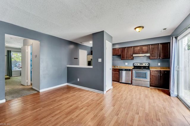 3835 Chimney Creek DR, Virginia Beach, VA 23462