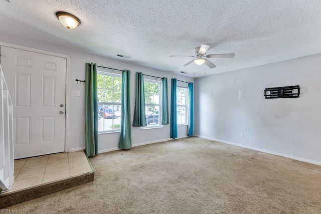 3835 Chimney Creek DR, Virginia Beach, VA 23462