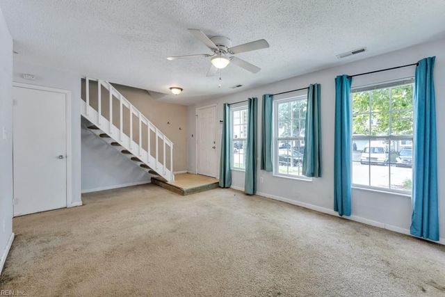 3835 Chimney Creek DR, Virginia Beach, VA 23462