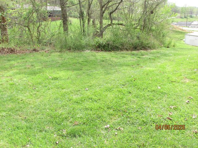 52 Mockingbird Lane, Hayesville, NC 28904