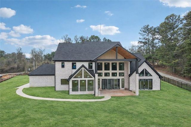 3207 Thompson Mill Road, Buford, GA 30519