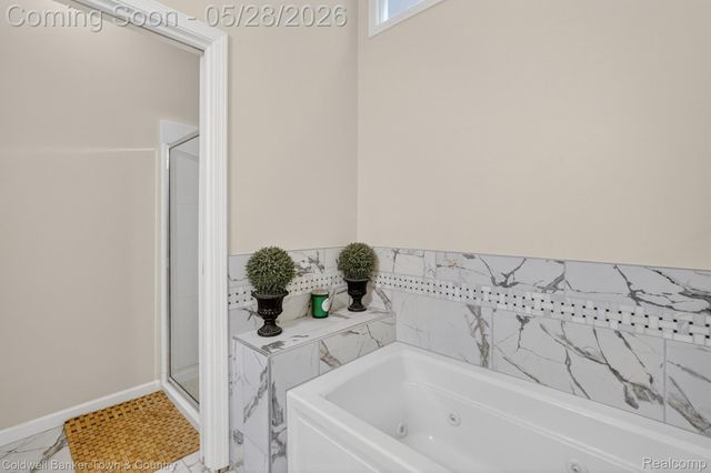 5551 Woodruff Shore Drive, Brighton Township, MI 48116