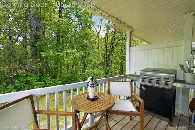 5551 Woodruff Shore Drive, Brighton Township, MI 48116