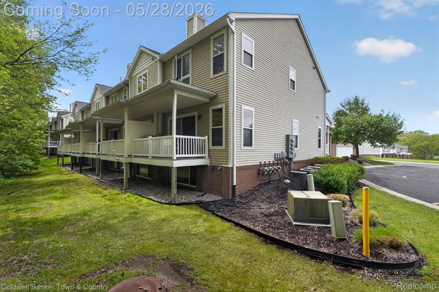 5551 Woodruff Shore Drive, Brighton Township, MI 48116