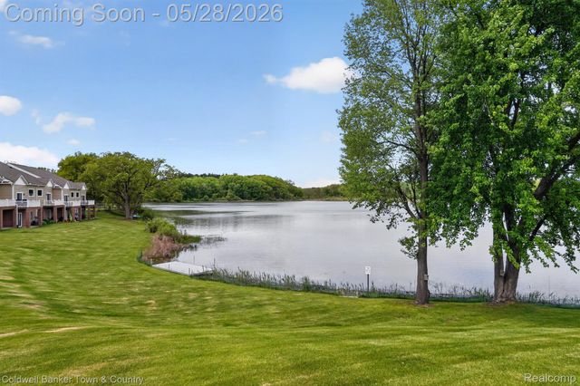 5551 Woodruff Shore Drive, Brighton Township, MI 48116