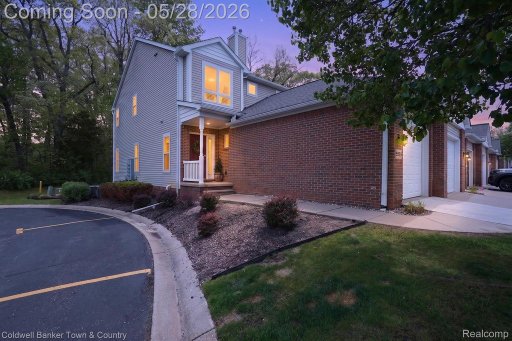 5551 Woodruff Shore Drive, Brighton Township, MI 48116