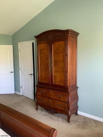 17 Alexanders Rd, Allamuchy Twp., NJ 07840