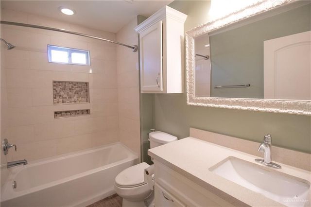 7117 N 40th Street, Mcallen, TX 78504
