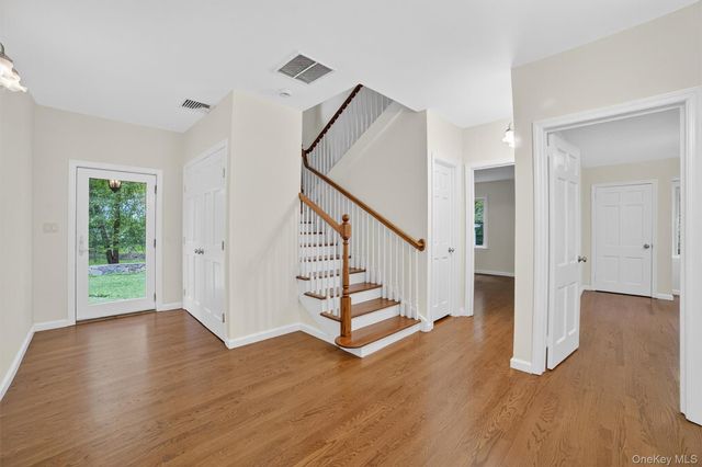 10 North Lane, Chappaqua, NY 10514
