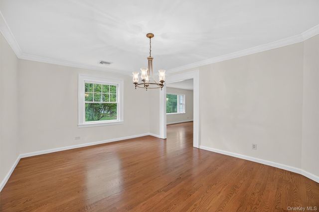 10 North Lane, Chappaqua, NY 10514