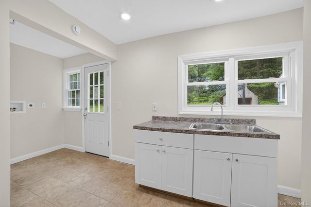 10 North Lane, Chappaqua, NY 10514