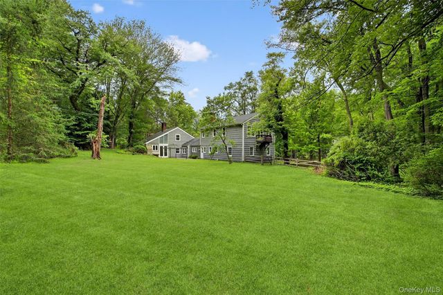 10 North Lane, Chappaqua, NY 10514