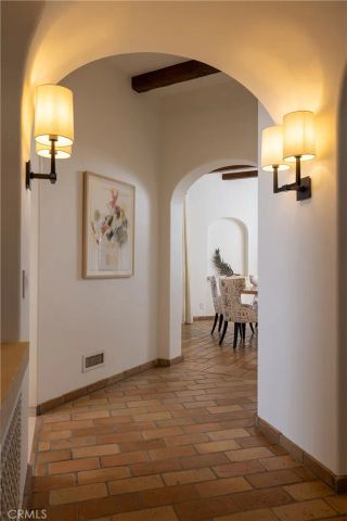 1302 Skyline Drive, Laguna Beach, CA 92651