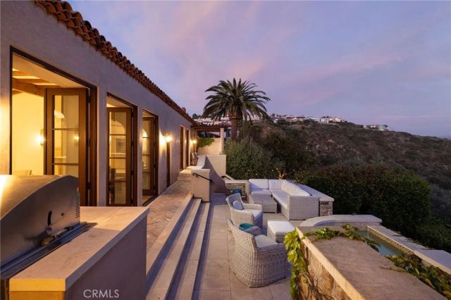 1302 Skyline Drive, Laguna Beach, CA 92651