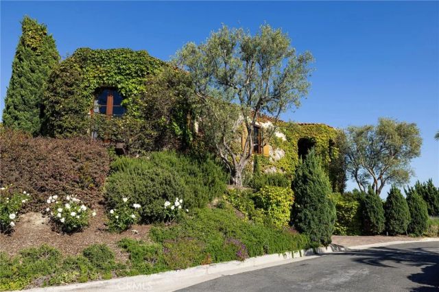 1302 Skyline Drive, Laguna Beach, CA 92651