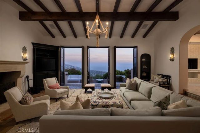 1302 Skyline Drive, Laguna Beach, CA 92651