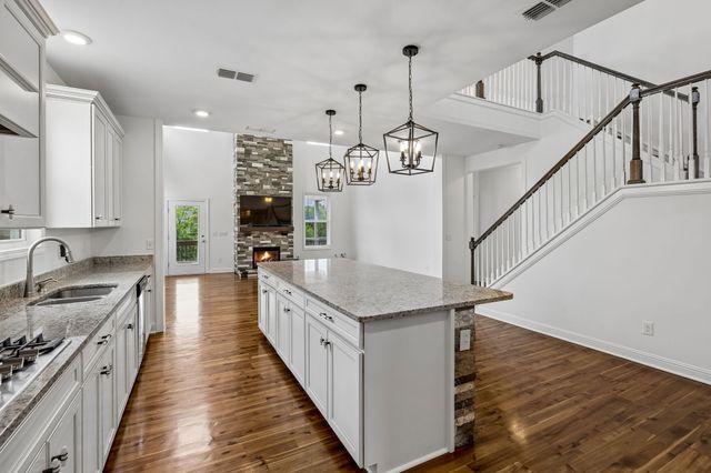 719 Tennypark Ln, Mount Juliet, TN 37122