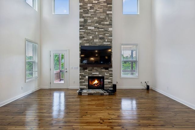 719 Tennypark Ln, Mount Juliet, TN 37122